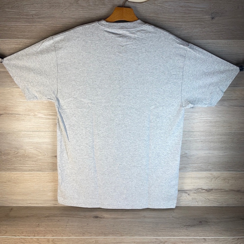 Grizzly Griptape T-Shirt OG Bear Gray & Black Short Sleeve tee Men's Large NWOT - Picture 5 of 5